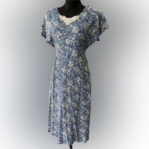 Vintage 90’s ALL THAT JAZZ Floral Blue Cottage core Babydoll Midi Dress Small